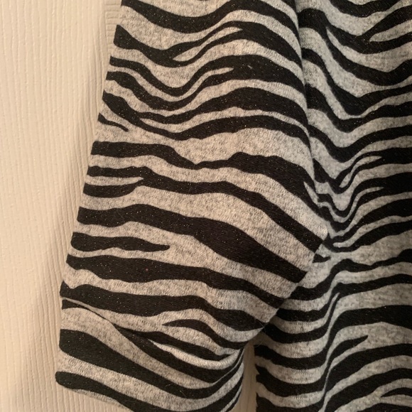 Plus size Ladies sweater 2X. - Picture 3 of 3